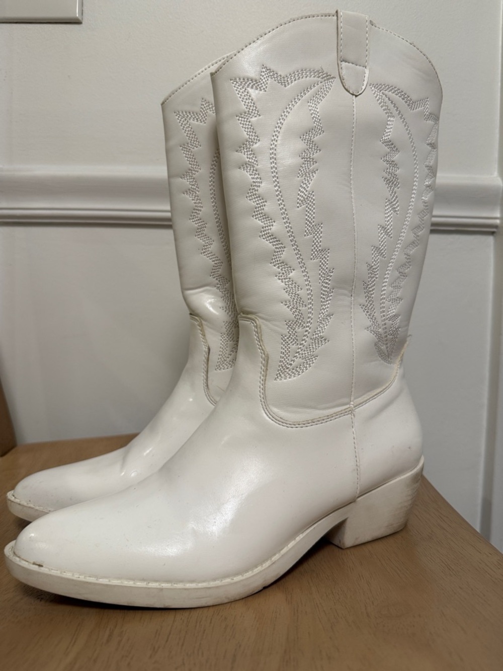 Steve Madden White Women's Western Boot with Embroidered Shaft